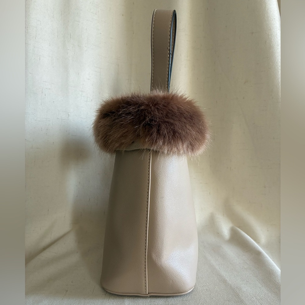 Cream Structured Small Top Handle Bucket Bag with Faux Fur Trim - Picture 2 of 4
